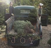 Woodland Holiday Inspiration via Fox & Brie